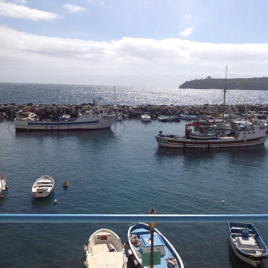 Ferienwohnung La Casa Di Titina Procida Exterior foto