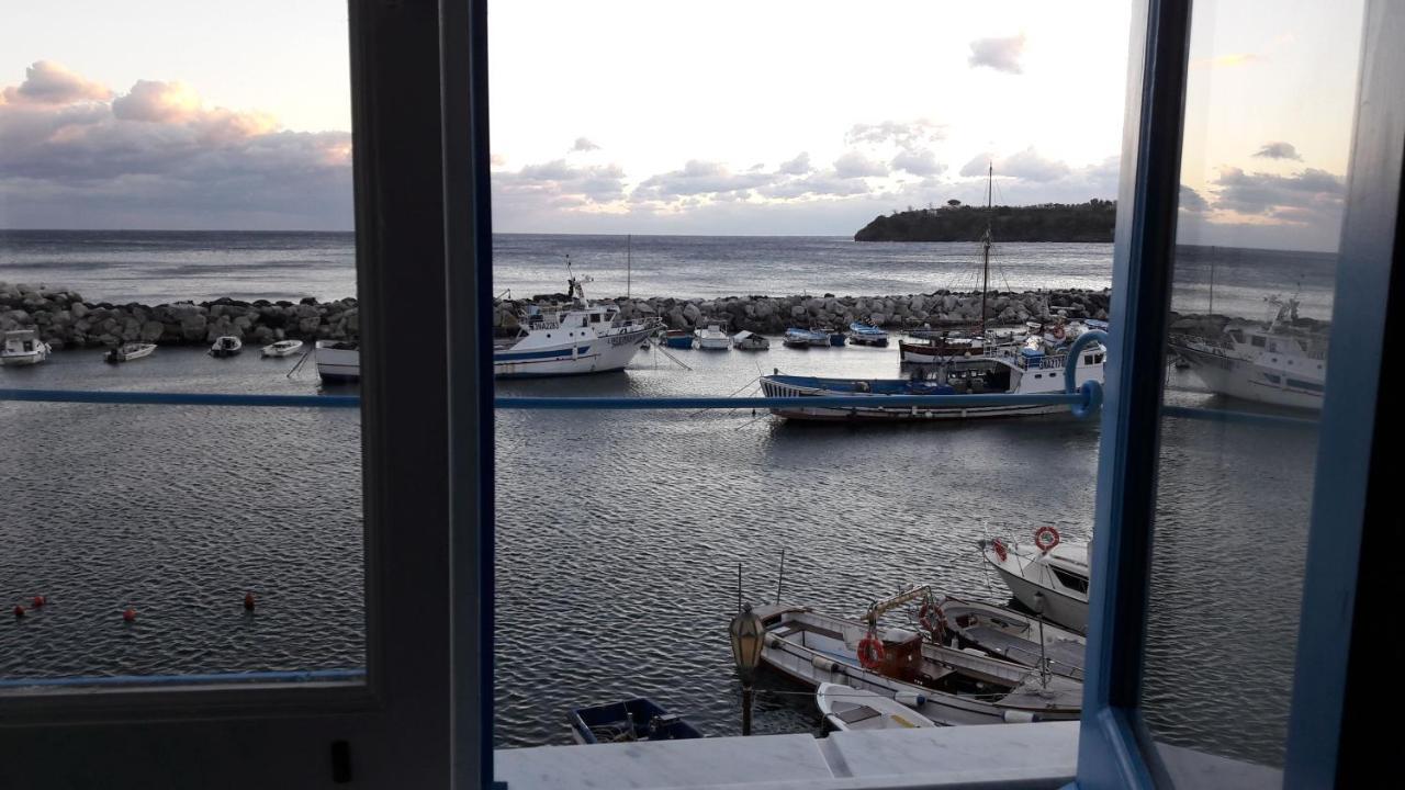 Ferienwohnung La Casa Di Titina Procida Exterior foto