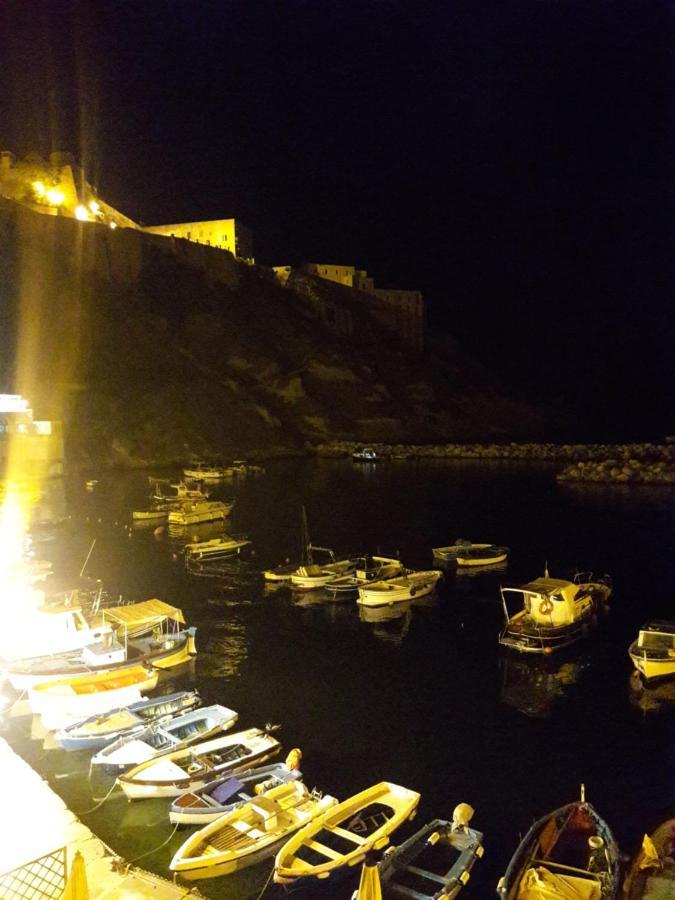Ferienwohnung La Casa Di Titina Procida Exterior foto