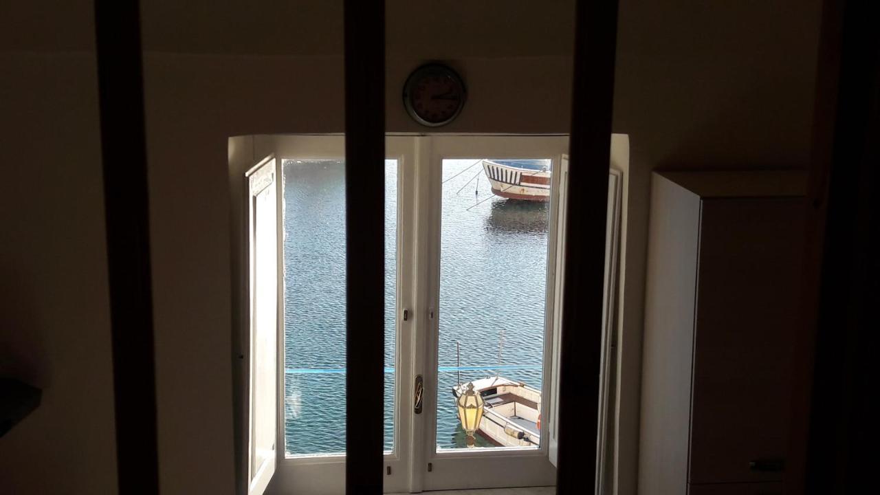 Ferienwohnung La Casa Di Titina Procida Exterior foto