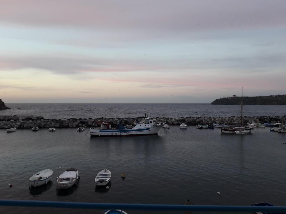 Ferienwohnung La Casa Di Titina Procida Exterior foto
